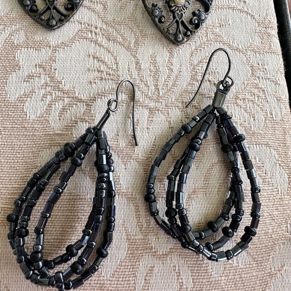 Fishhook earring collection - Picture 6 of 10